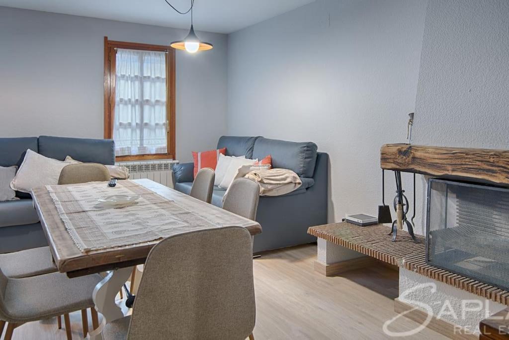 Saplan Real Estate Pensaueth Salardu