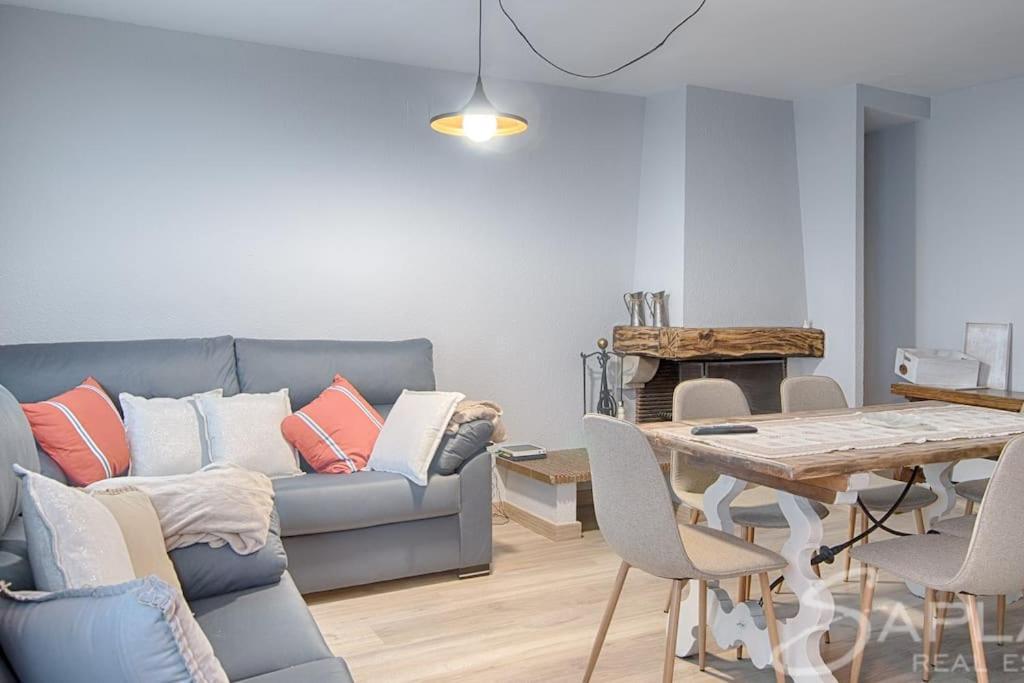 Holiday home Saplan Real Estate Pensaueth Salardu